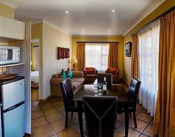 Guest Lodge, Double bed and Sofa bed max 4 Guests, Near Port Elizabeth Yerinde Yemek