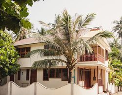 Gurahaana Guest House Dış Mekan