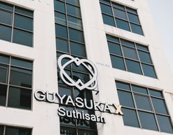 Guyasuka X Suthisan - Hostel Dış Mekan