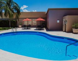 Hampton Inn by Hilton Torreon Aeropuerto Galerias Havuz