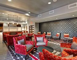 Hampton Inn & Suites Cincinnati-Downtown Genel