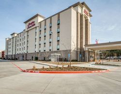 Hampton Inn&Suites Dallas-Central Expy/North Park Genel