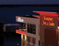 Hampton Inn & Suites Erie Bayfront Dış Mekan