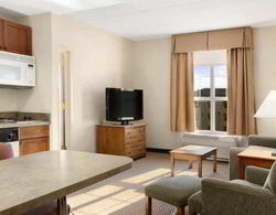 Hampton Inn & Suites Providence Warwick-Airport Genel