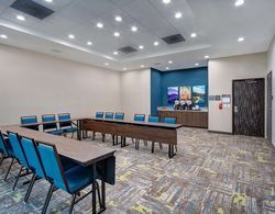 Hampton Inn & Suites Rancho Cucamonga Genel