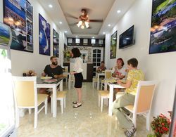 Hanoi Golden Hostel Yerinde Yemek