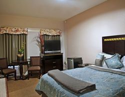 Harborview Inn & Suites Genel