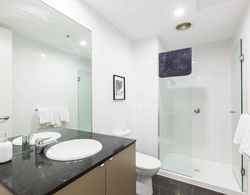 HAZEL, 3BDR Melbourne Apartment Banyo Tipleri