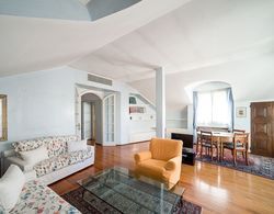 HbHall - Duomo Suite 7 Apartment Oda Düzeni