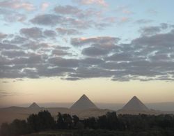 Heru Pyramids View Hotel Öne Çıkan Resim