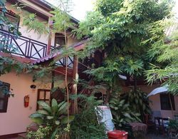 Heuan Lao Guesthouse Dış Mekan