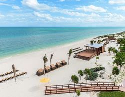 Hideaway at Royalton Riviera Cancun Plaj
