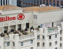 Hilton Checkers Los Angeles Genel