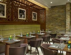 Hilton Garden Inn Dubai Al Muraqabat Yeme / İçme