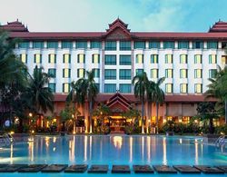 Hilton Mandalay Genel
