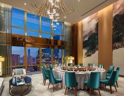 Hilton Shenzhen Futian Yeme / İçme