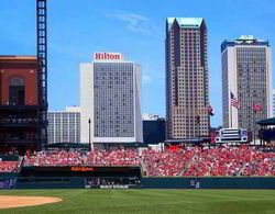 Hilton St. Louis at the Ballpark  Genel