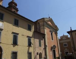 Historic Holiday Home in Pisa With Courtyard Dış Mekan
