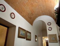 Historic Holiday Home in Pisa With Courtyard İç Mekan