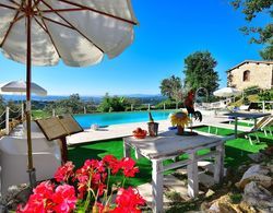 Historic Villa in Rignano Sull'arno-fi With Swimming Pool Öne Çıkan Resim