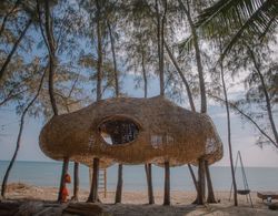 Hola Beach-Beach Club & Eco Glamping Resort Genel