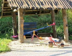 Holiday Farm Situated Next to the Kellerwald-edersee National Park With a Sunbathing Lawn Dış Mekanlar