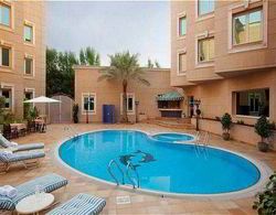 Holiday Inn Al Khobar Havuz