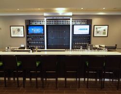 Holiday Inn Hotel and Suites Edmonton Airpt Confe. Bar