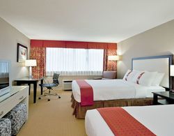 Holiday Inn Hotel and Suites Marlborough Genel