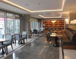 Holiday Inn Bursa City Centre Yeme / İçme