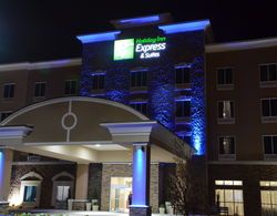 Holiday Inn Express and Suites Albany Genel