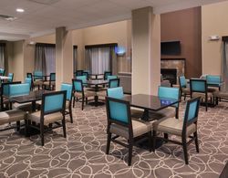 Holiday Inn Express and Suites Bakersfield Airport Yeme / İçme