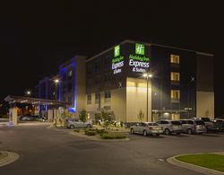 Holiday Inn Express and Suites Boise Airport Genel
