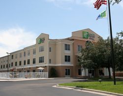Holiday Inn Express and Suites Brooksville West Genel