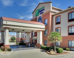 Holiday Inn Express and Suites Burleson Ft. Worth Genel