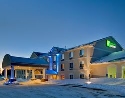 Holiday Inn Express and Suites Cadillac Genel