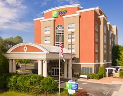 Holiday Inn Express and Suites Chattanooga Downtow Genel