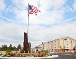 Holiday Inn Express and Suites Chehalis Centralia Genel