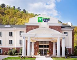 Holiday Inn Express and Suites Cherokee Casino Genel