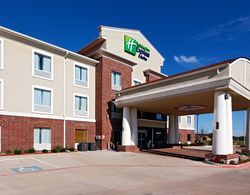 Holiday Inn Express and Suites Cleburne Genel