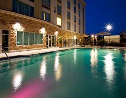 Holiday Inn Express and Suites Columbus At Northla Havuz