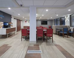 Holiday Inn Express and Suites Coon Rapids Blaine Yeme / İçme