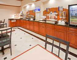 Holiday Inn Express and Suites Decatur Yeme / İçme
