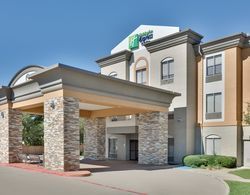 Holiday Inn Express and Suites Duncanville Genel
