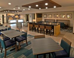 Holiday Inn Express and Suites Evansville North Yeme / İçme