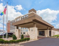 Holiday Inn Express and Suites Ft. Washington Phil Genel