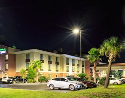 Holiday Inn Express and Suites Hinesville East For Genel