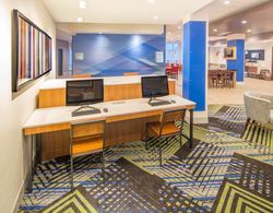 HOLIDAY INN EXPRESS AND SUITES INDIANAPOLIS NW - W Genel