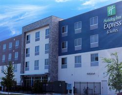 Holiday Inn Express and Suites Jacksonville W-I295 Genel