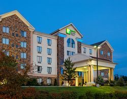 Holiday Inn Express and Suites Kingsport Meadowvie Genel